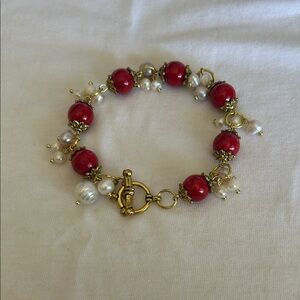 Chic Red and Gold Pearl Bracelet